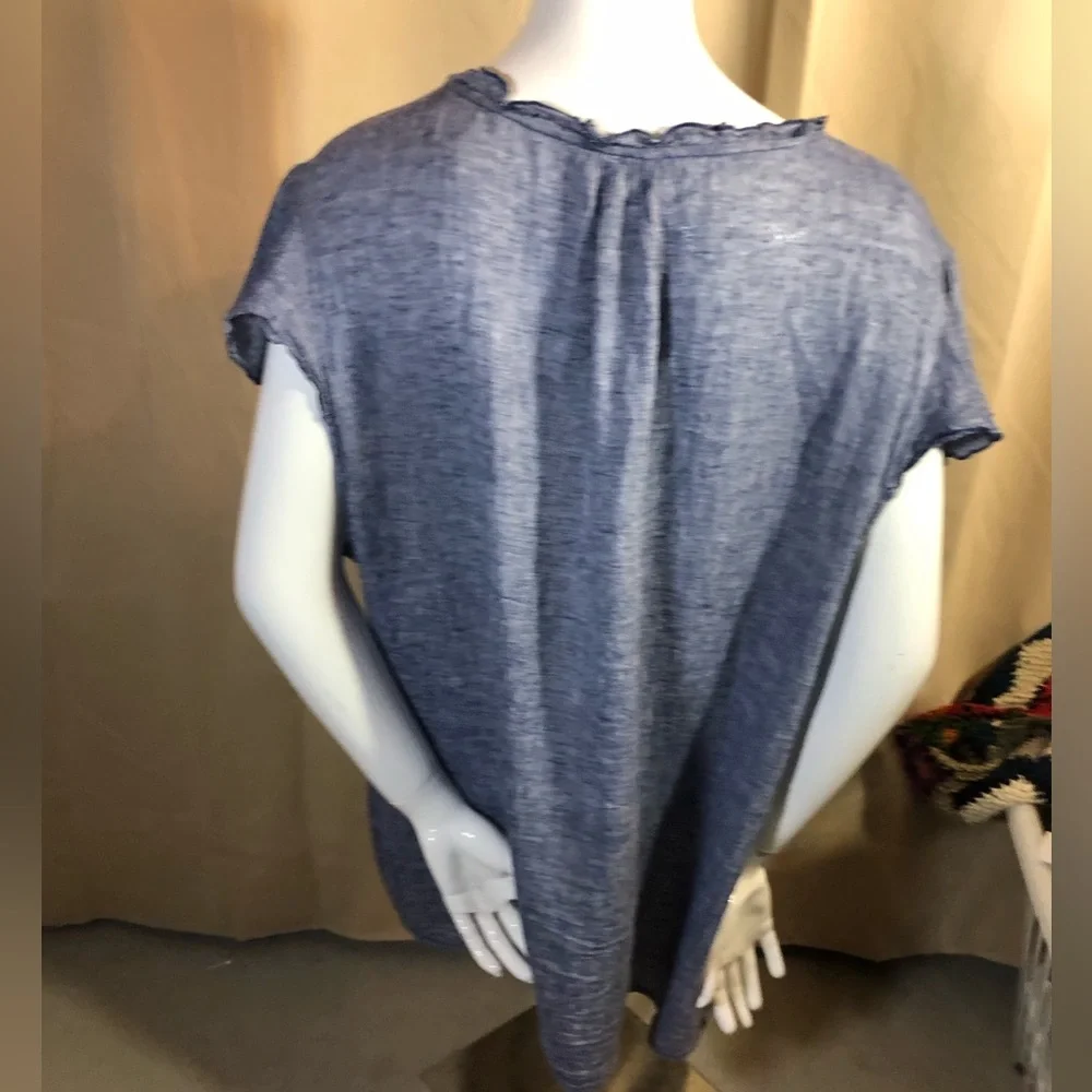 Linen/Rayon Top - Picture 2 of 8